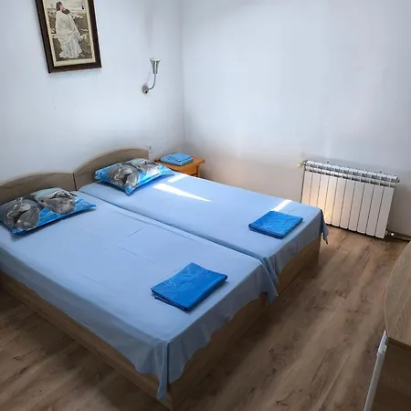 Panzió делфини *